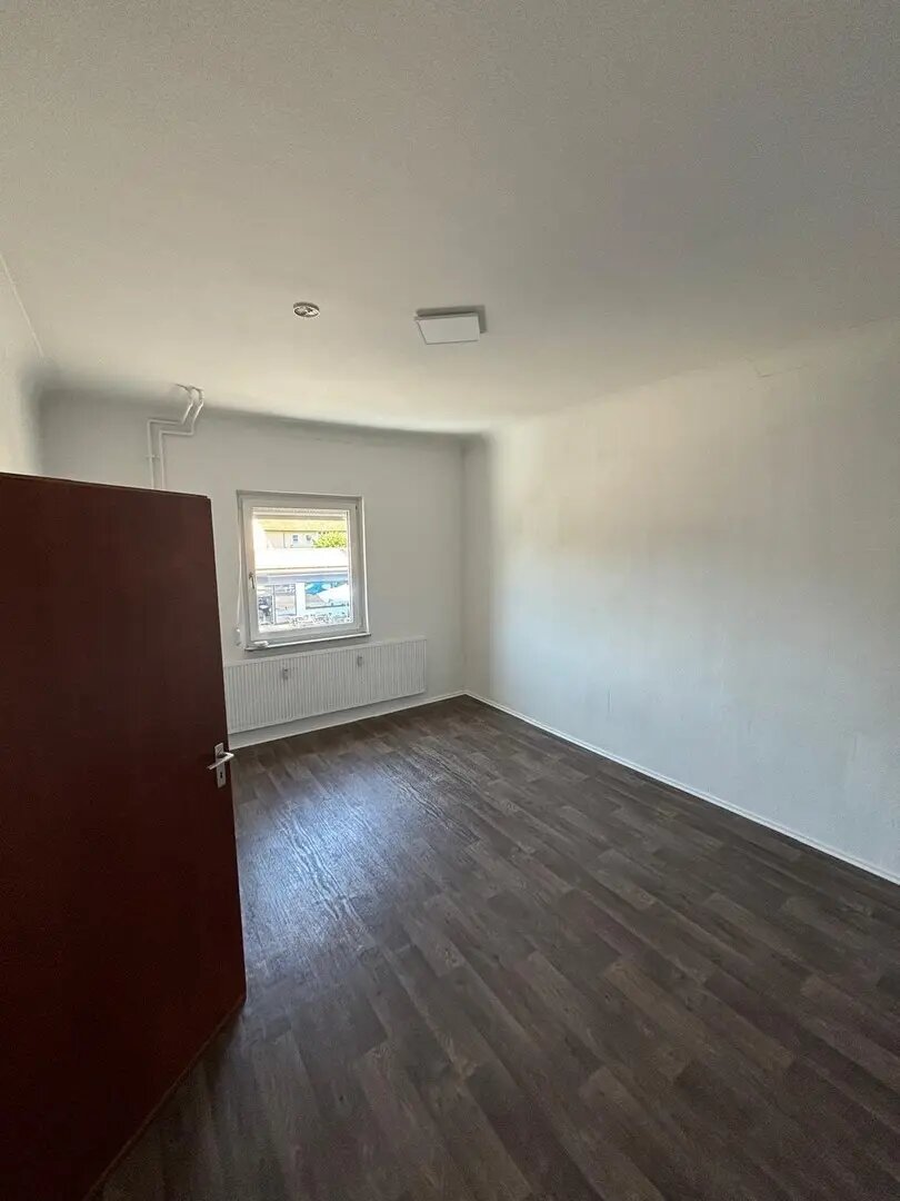 Wohnung zum Kauf provisionsfrei 110.400 € 6 Zimmer 118 m²<br/>Wohnfläche ab sofort<br/>Verfügbarkeit Europastrape Frohnstetten Stetten am kalten Markt 72510