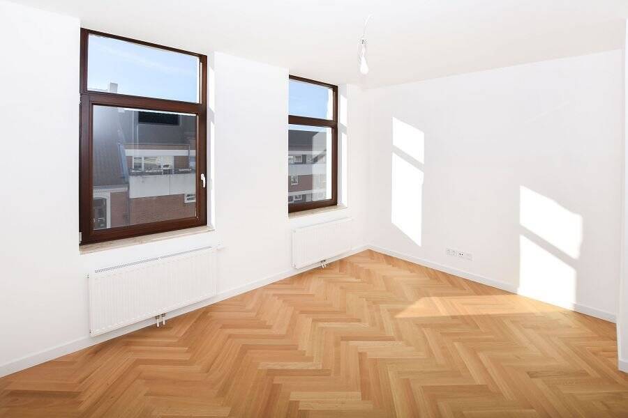 Denkmalgeschützte Maisonette-Wohnung im historischen Stil! – Hannover – Vorschaubild 2