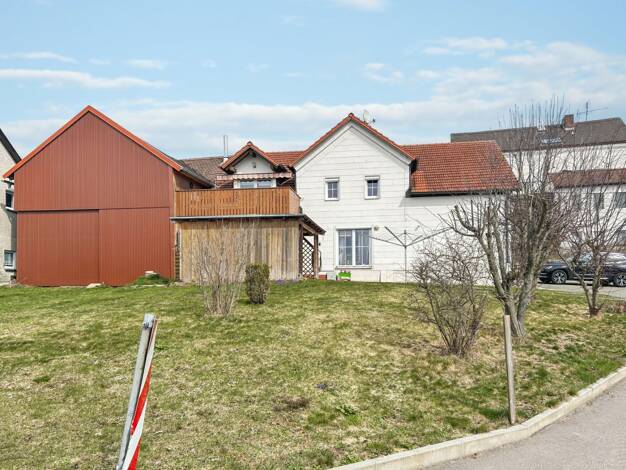 Einfamilienhaus zum Kauf 198.000 € 6 Zimmer 165 m² 1.180 m² Grundstück Breitenried Tiefenbach 93464