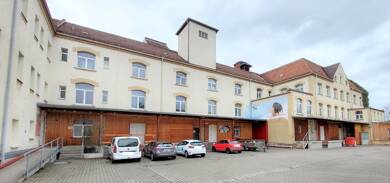 Bürogebäude zur Miete provisionsfrei 5,42 € 8 Zimmer 368,4 m² Bürofläche teilbar ab 368,4 m² Am Glaswerk 12 Freital Freital 01705