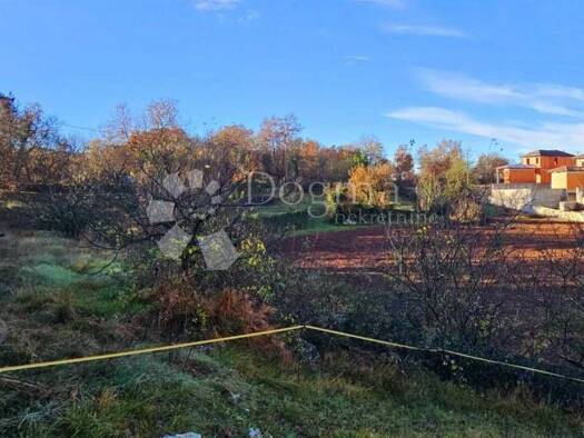 Wohn- und Gewerbegrundstück zum Kauf 170.000 € Juršići, Svetvinčenat Svetvinčenat 52342