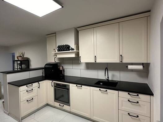 Wohnung zur Miete 1.100 € 3,5 Zimmer 95 m² Geschoss 2/3 frei ab 01.02.2027 Rielasingen Rielasingen-Worblingen 78239
