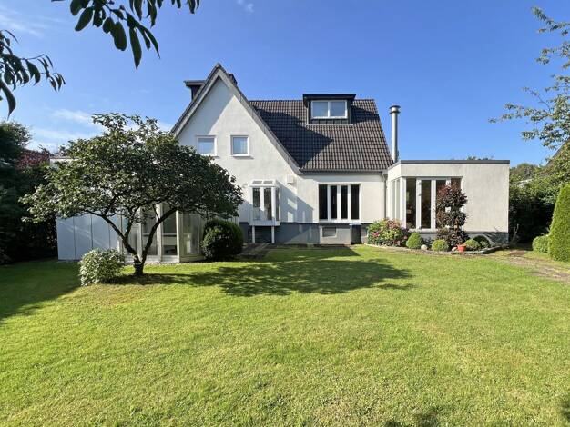 Einfamilienhaus zum Kauf 1.090.000 € 7 Zimmer 222 m² 982 m² Grundstück Poppenbüttel Wandsbek 22395