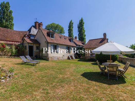 Reihenmittelhaus zum Kauf 875.000 € 8 Zimmer 170 m² 1.300 m² Grundstück Gerberoy 60380