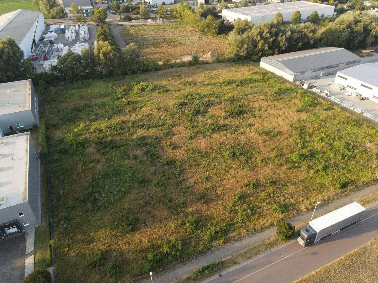 Gewerbegrundstück zum Kauf provisionsfrei 10.700 m²<br/>Grundstück An der Ziegelei Großlehna Markranstädt OT Großlehna 04420