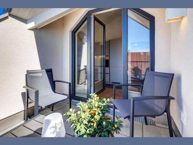 Wohnung zur Miete Wohnen auf Zeit 2.500 € 3 Zimmer 87 m² frei ab 01.09.2025 Aschheim Aschheim 85609