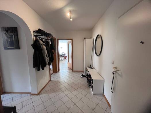 Wohnung zur Miete 800 € 3 Zimmer 80 m² Geschoss 1/3 frei ab 01.10.2026 Oettingen Oettingen i.Bay. 86732