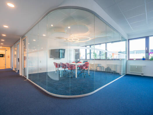 Bürofläche zur Miete 13 € 656 m² Bürofläche teilbar ab 328 m² Möhringen Stuttgart 70565