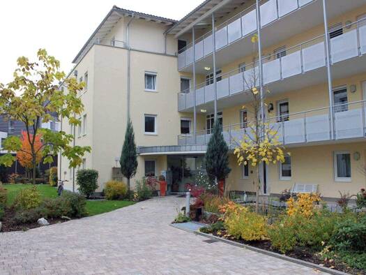 Studio zur Miete 650 € 2 Zimmer 60 m² 1. Geschoss frei ab 01.03.2026 Deggendorf 94469