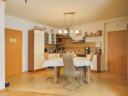 Mehrfamilienhaus zum Kauf 130.000 € 11 Zimmer 276 m² 188 m² Grundstück Großbreitenbach 98701