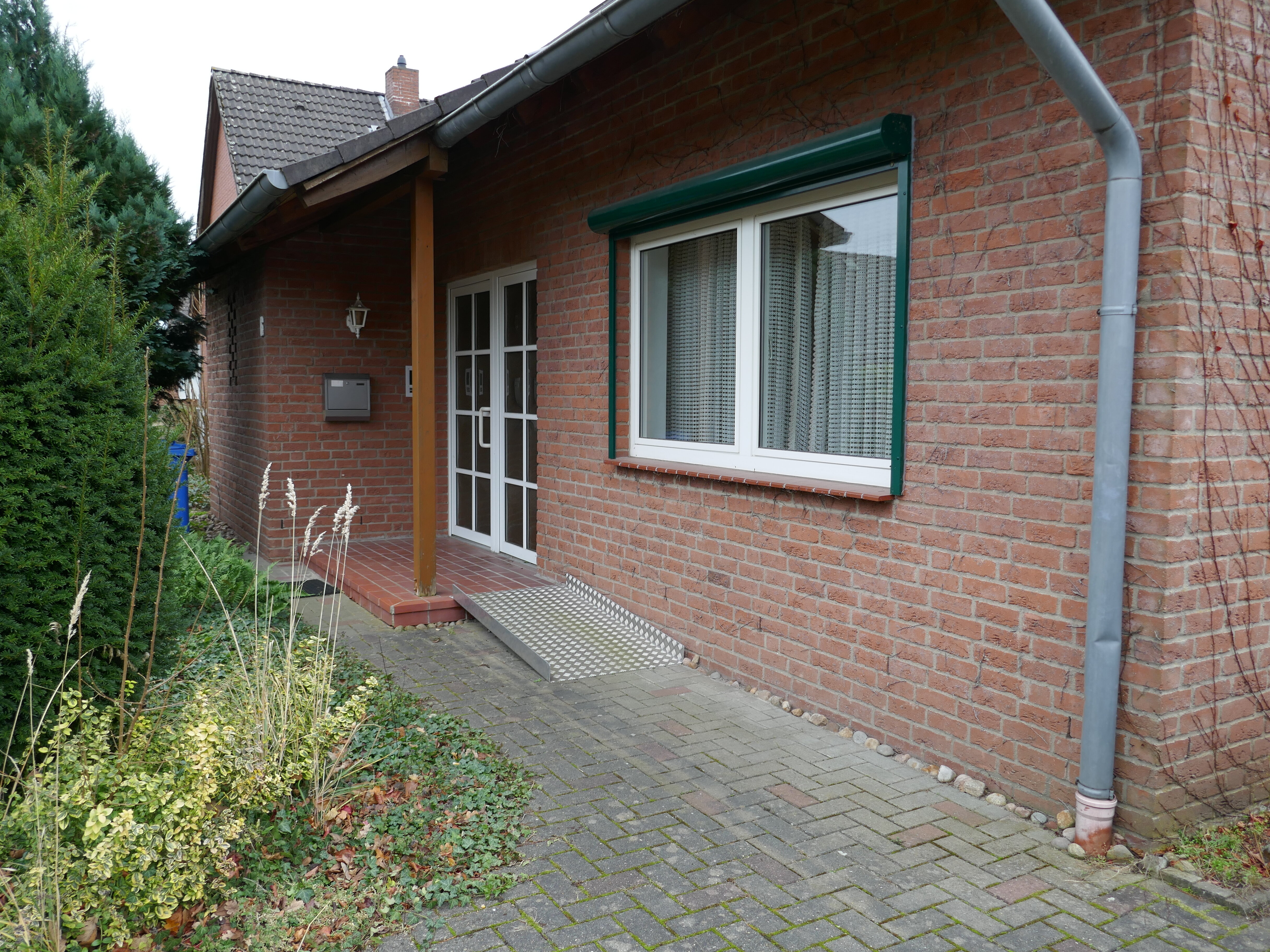 Einfamilienhaus zum Kauf provisionsfrei 479.000 € 8 Zimmer 202 m²<br/>Wohnfläche 719 m²<br/>Grundstück Gifhorn Gifhorn 38518