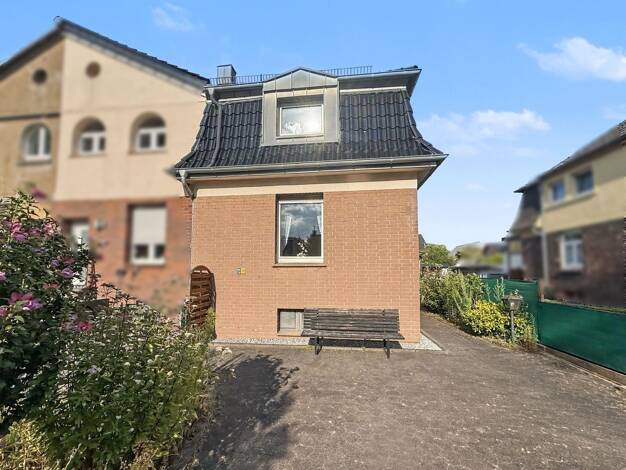 Reihenendhaus zum Kauf 229.000 € 4,5 Zimmer 92 m² 437 m² Grundstück Scharnhorst Scharnhorst 44328