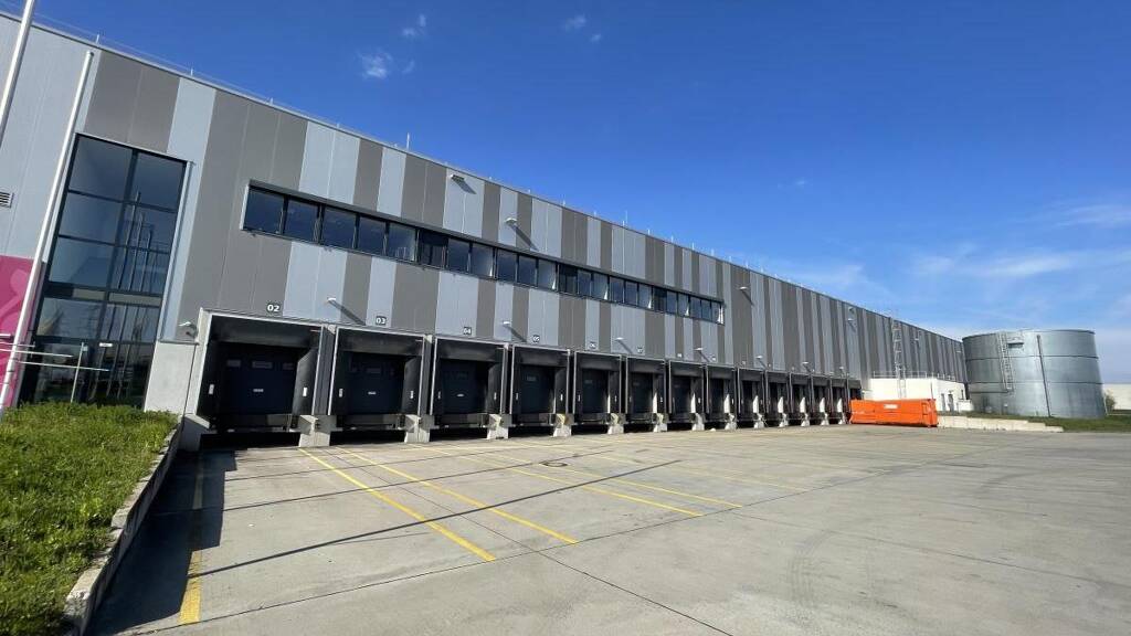 Lagerhalle zur Miete provisionsfrei 9.000 m² Lagerfläche teilbar ab 9.000 m² Offenbach an der Queich 76877