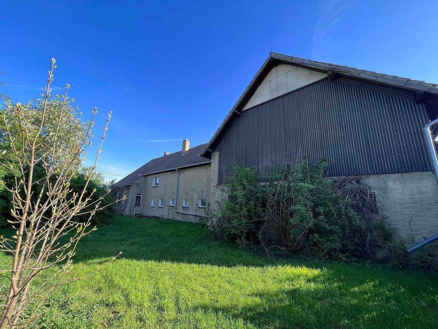 Immobilie in Machern - Großes, ländliches EFH mit Scheune und großem Garten  - Bild 3