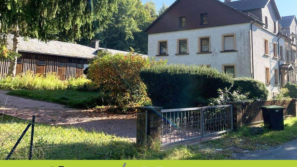 Doppelhaushälfte zum Kauf 99.500 € 8 Zimmer 198 m² 1.382 m² Grundstück Waldlust Konradsreuth 95176