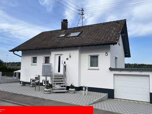 Einfamilienhaus zum Kauf 365.000 € 6 Zimmer 130,3 m² 1.057 m² Grundstück Königsheim 78598