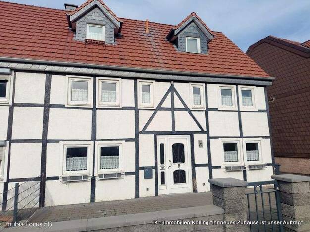 Doppelhaushälfte zum Kauf 210.000 € 6 Zimmer 145 m² 520 m² Grundstück frei ab sofort Erwitte 59597