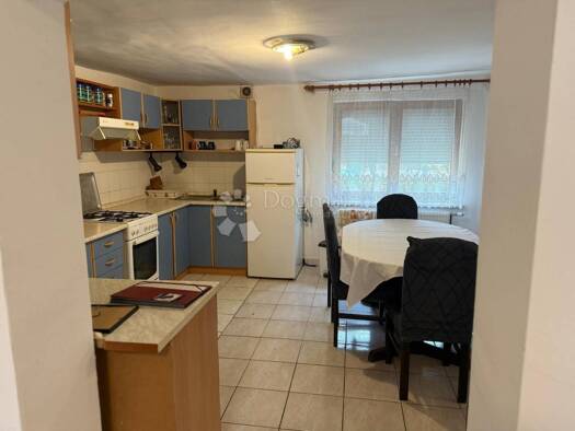 Einfamilienhaus zum Kauf 150.000 € 7 Zimmer 180 m² Gornje Vratno, Cestica Cestica 42208