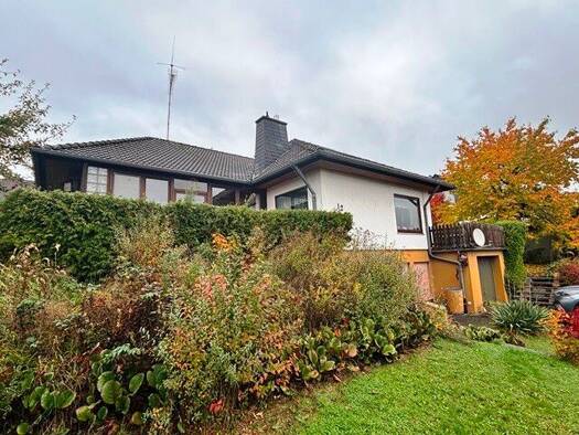 Einfamilienhaus zum Kauf 218.900 € 4 Zimmer 134 m² 1.016 m² Grundstück Südhang 12 Grebenau Grebenau 36323