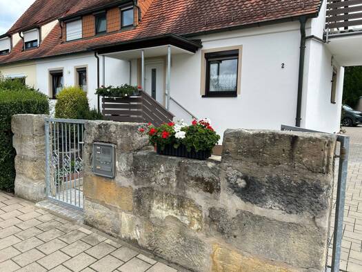 Terrassenwohnung zur Miete 750 € 3 Zimmer 69 m² Geschoss 1/1 frei ab sofort Nußbaumstraße 2 Forchheim Forchheim 91301
