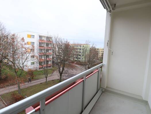 Wohnung zur Miete 324 € 3 Zimmer 57,5 m² 3. Geschoss Irkutsker Straße 181 Kappel Chemnitz 09119