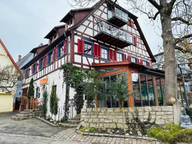 Haus zum Kauf 869.000 € 12 Zimmer 301 m² 447 m² Grundstück Münsingen Münsingen 72525
