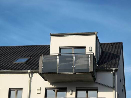 Wohnung zur Miete 1.075 € 3 Zimmer 76,9 m² 3 Geschosse frei ab sofort Großmehring 85098