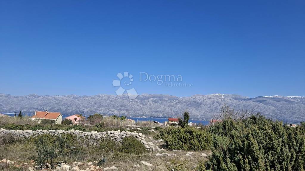 Land-/Forstwirtschaft zum Kauf 82.000 € Razanac