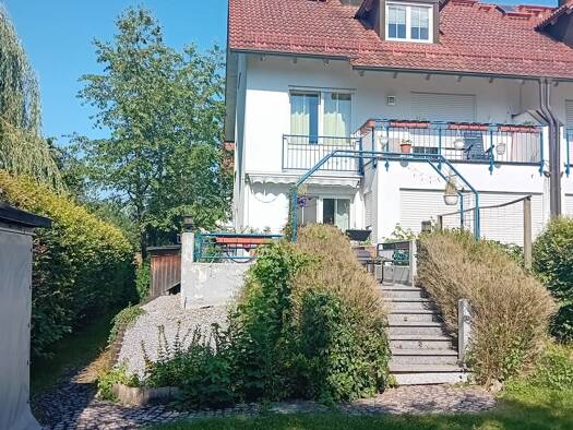 Doppelhaushälfte zur Miete 1.550 € 5 Zimmer 150 m² 420 m² Grundstück frei ab 15.03.2026 Münchnerau Landshut 84034