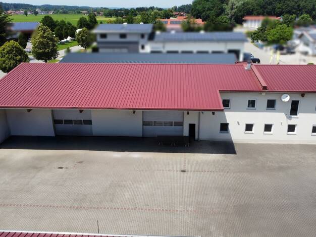 Lagerhalle zur Miete 7.500 € 536 m² Lagerfläche Wasserbrenner Petting 83367