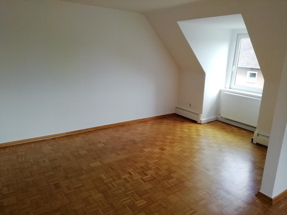 Wohnung zur Miete 495 € 3 Zimmer 88 m²<br/>Wohnfläche 2.<br/>Geschoss ab sofort<br/>Verfügbarkeit Miegelweg Mitte Hameln 31785