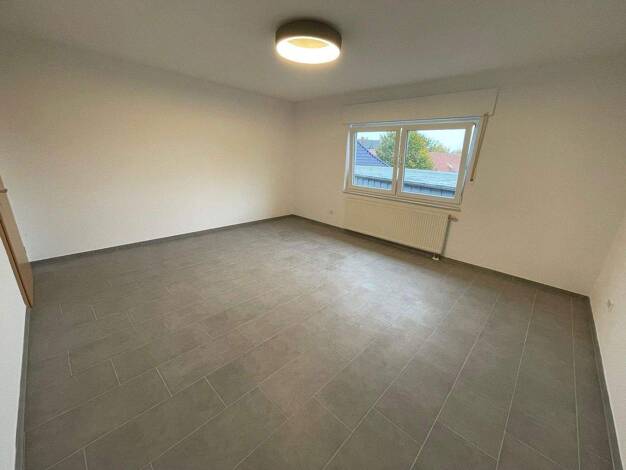 Wohnung zur Miete 690 € 3 Zimmer 98 m² 2. Geschoss Bremer Straße 2 Löningen 49624