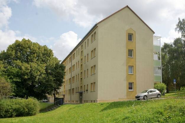 Wohnung zur Miete 231 € 2 Zimmer 42 m² 3. Geschoss Robert-Zahn-Weg 7 Reusa Plauen 08529