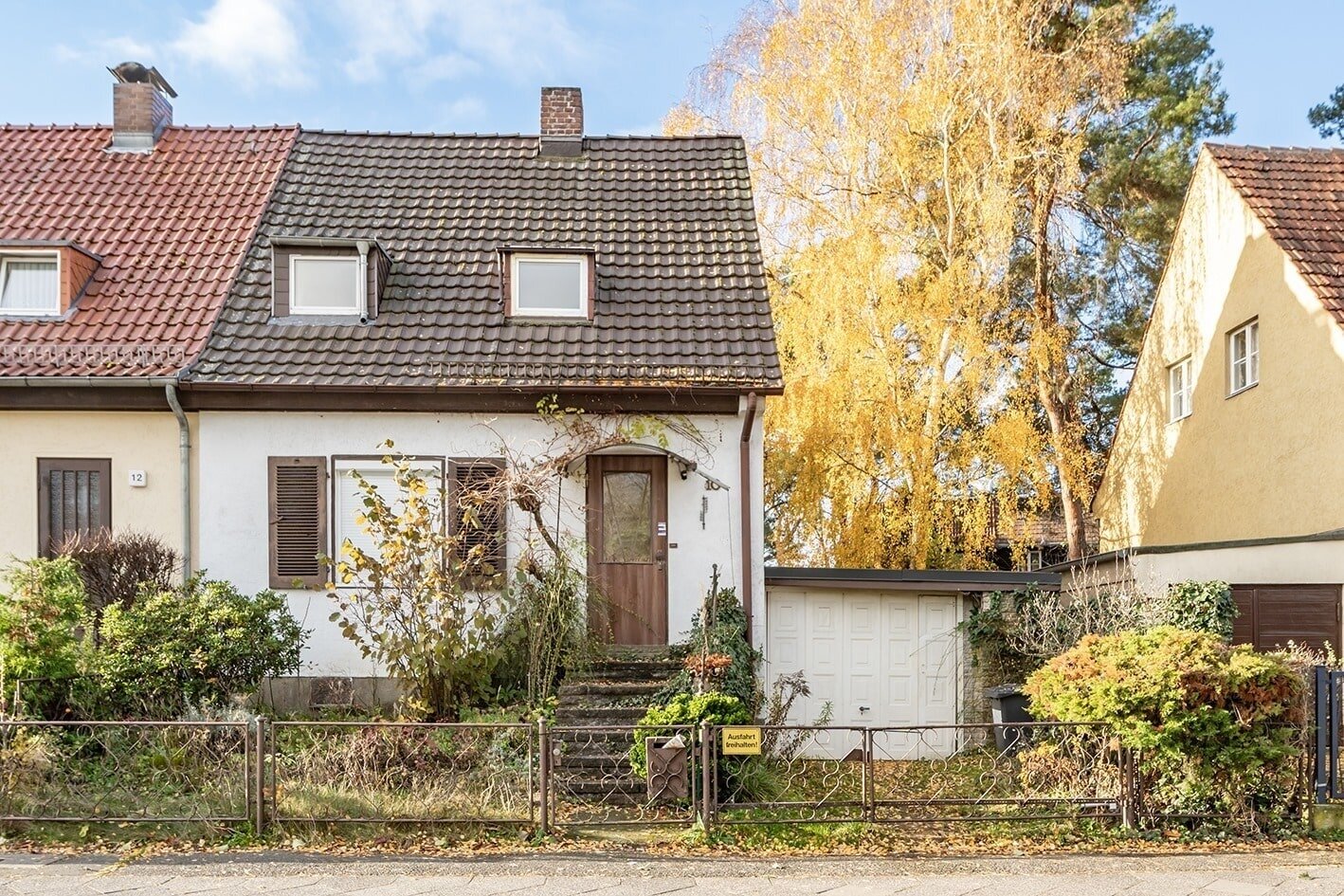 Reihenendhaus zum Kauf 299.000 € 5 Zimmer 81,5 m²<br/>Wohnfläche 329 m²<br/>Grundstück ab sofort<br/>Verfügbarkeit Adlershof Berlin 12489