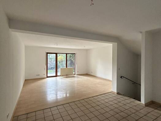 Reihenhaus zur Miete 1.820 € 4 Zimmer 156 m² 203 m² Grundstück frei ab sofort Friedrichsfelder Straße 47 d Edingen Edingen-Neckarhausen 68535