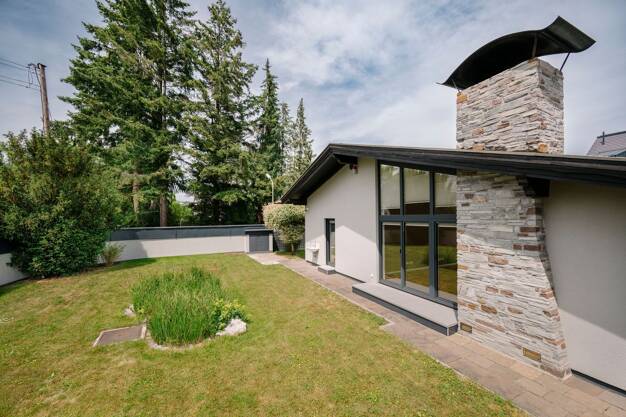 Haus zum Kauf 4 Zimmer 142,1 m² 794 m² Grundstück Hasenbergl-Lerchenau Ost München 80935