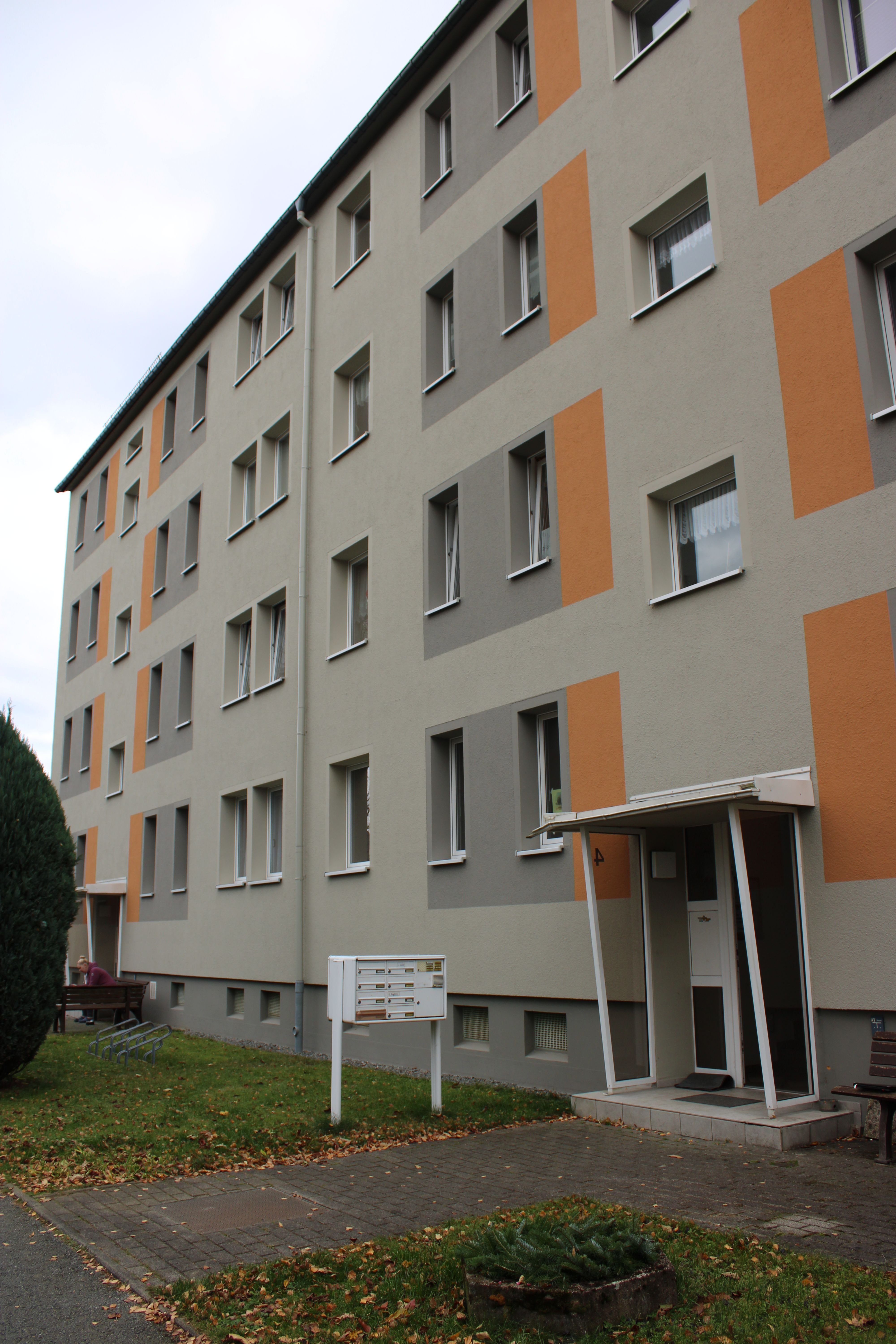 Wohnung zum Kauf 63.000 € 2 Zimmer 55,7 m²<br/>Wohnfläche EG<br/>Geschoss ab sofort<br/>Verfügbarkeit Sehmatal-Cranzahl Sehmatal 09465