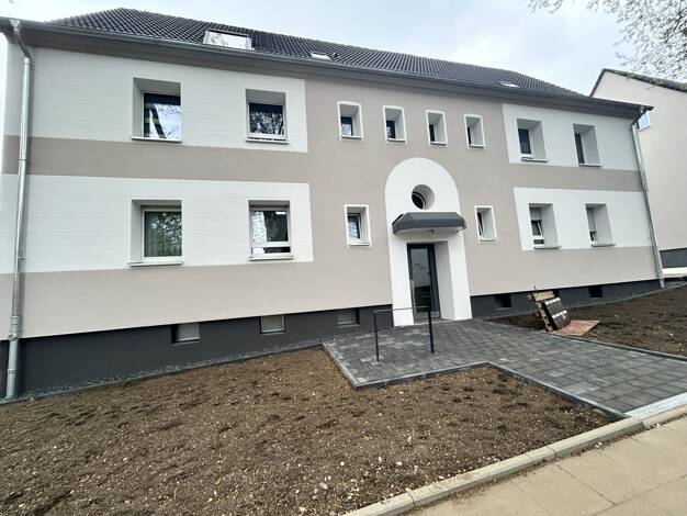 Wohnung zur Miete 400 € 2,5 Zimmer 42 m² 1. Geschoss frei ab 01.09.2025 Schönscheidtstraße 18 Kray Essen 45307