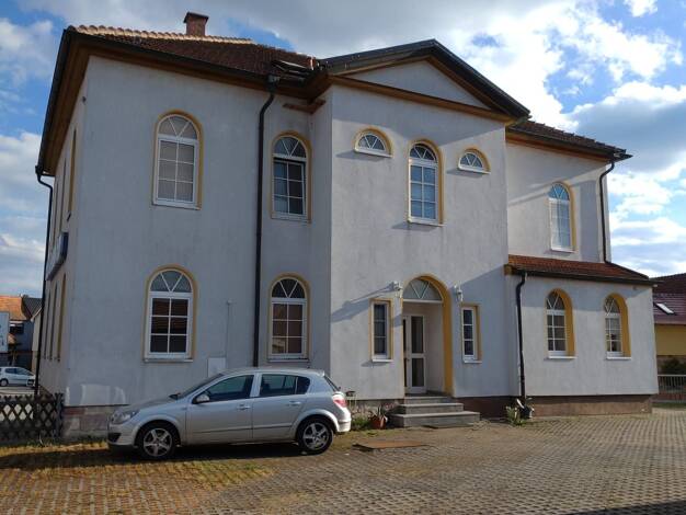 Mehrfamilienhaus zum Kauf als Kapitalanlage geeignet 295.000 € 13 Zimmer 340 m² 651 m² Grundstück Breitungen/Werra 98597
