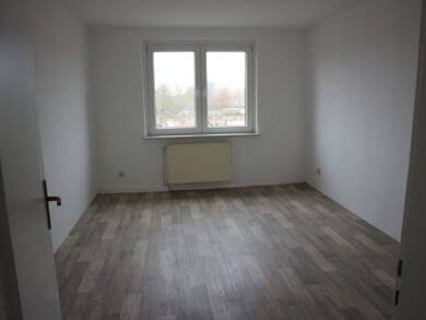 Wohnung zur Miete 275 € 3 Zimmer 58,6 m² 2. Geschoss frei ab sofort Dobberziner Str. 66 Perleberg Perleberg 19348