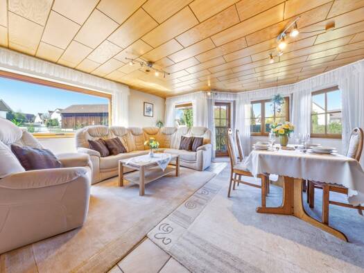 Einfamilienhaus zum Kauf 675.000 € 4 Zimmer 166 m² 370 m² Grundstück Unterjettingen Jettingen 71131