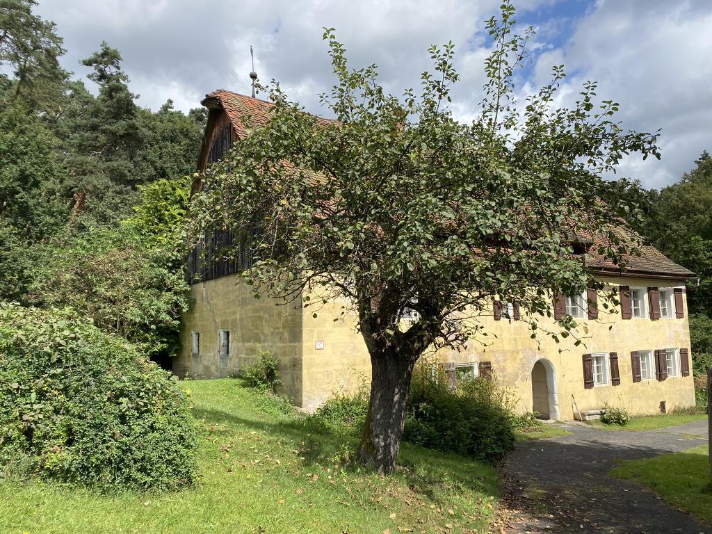 Einfamilienhaus zum Kauf 750.000 € 8 Zimmer 400 m²<br/>Wohnfläche 6.532 m²<br/>Grundstück Schönberg Lauf 91207