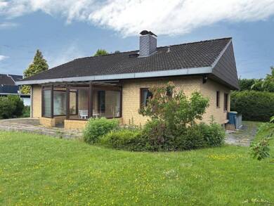 Einfamilienhaus zum Kauf 419.000 € 4 Zimmer 110 m² 896 m² Grundstück Bad Oldesloe 23843
