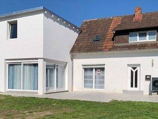 Einfamilienhaus zum Kauf 625.000 € 4 Zimmer 147 m² 310 m² Grundstück Singen 78224