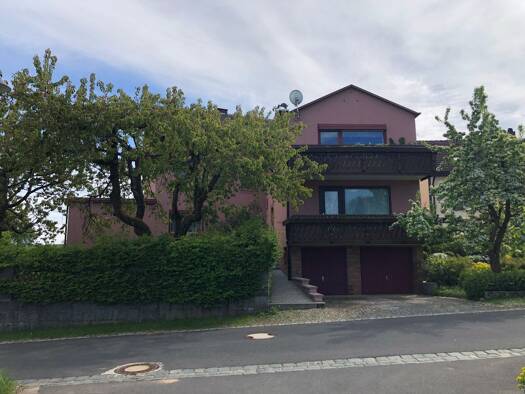 Mehrfamilienhaus zum Kauf 99.000 € 1 Zimmer 250 m² 516 m² Grundstück frei ab sofort Bergnersreuth Arzberg 95659