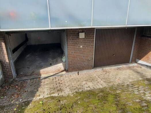 Garage zur Miete 75 € Rahlstedter Bahnhofstraße Rahlstedt Hamburg 22143