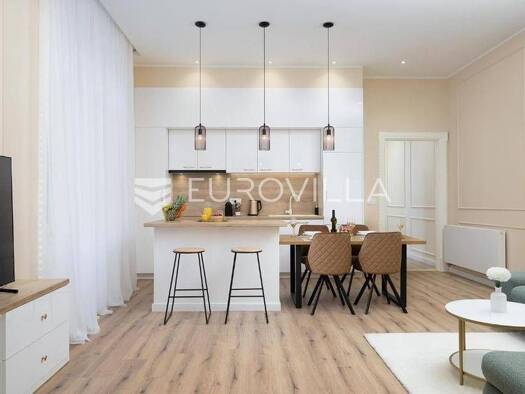 Wohnung zur Miete 1.200 € 2 Zimmer 89 m² 2. Geschoss Centar Pula 52100