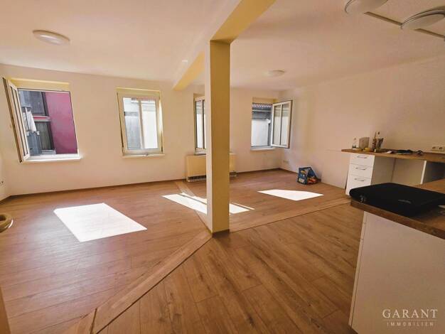 Mehrfamilienhaus zum Kauf 598.000 € 9 Zimmer 112 m² 110 m² Grundstück Innenstadt Reutlingen 72764