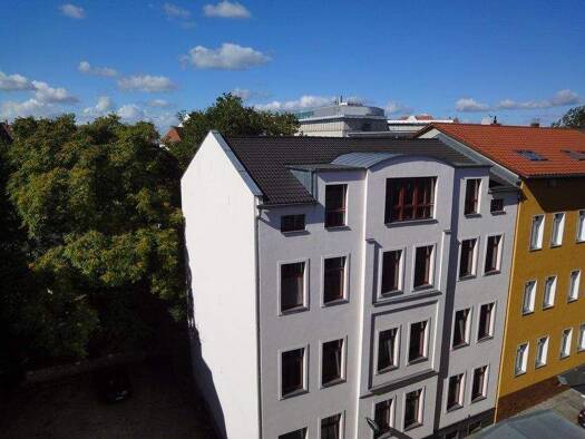Wohnung zur Miete 590 € 2 Zimmer 68 m² frei ab sofort Zinksgartenstraße 3 Innenstadt Mitte 06108