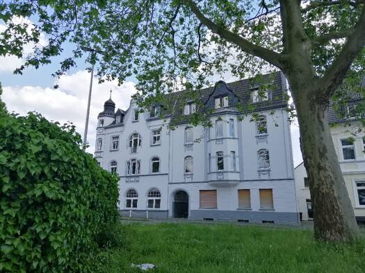 Mehrfamilienhaus zum Kauf als Kapitalanlage geeignet 1.750.000 € 35 Zimmer 849 m² 386 m² Grundstück Solingen 42657